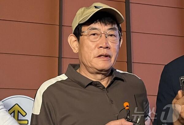 英国365上市公司相关图片