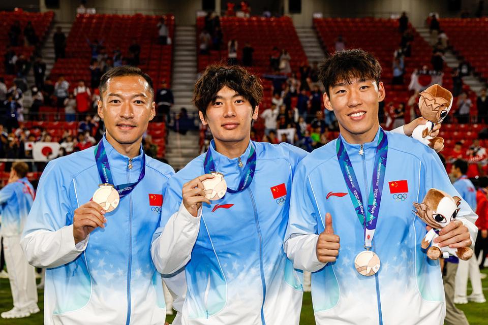 英国365上市公司图片展示